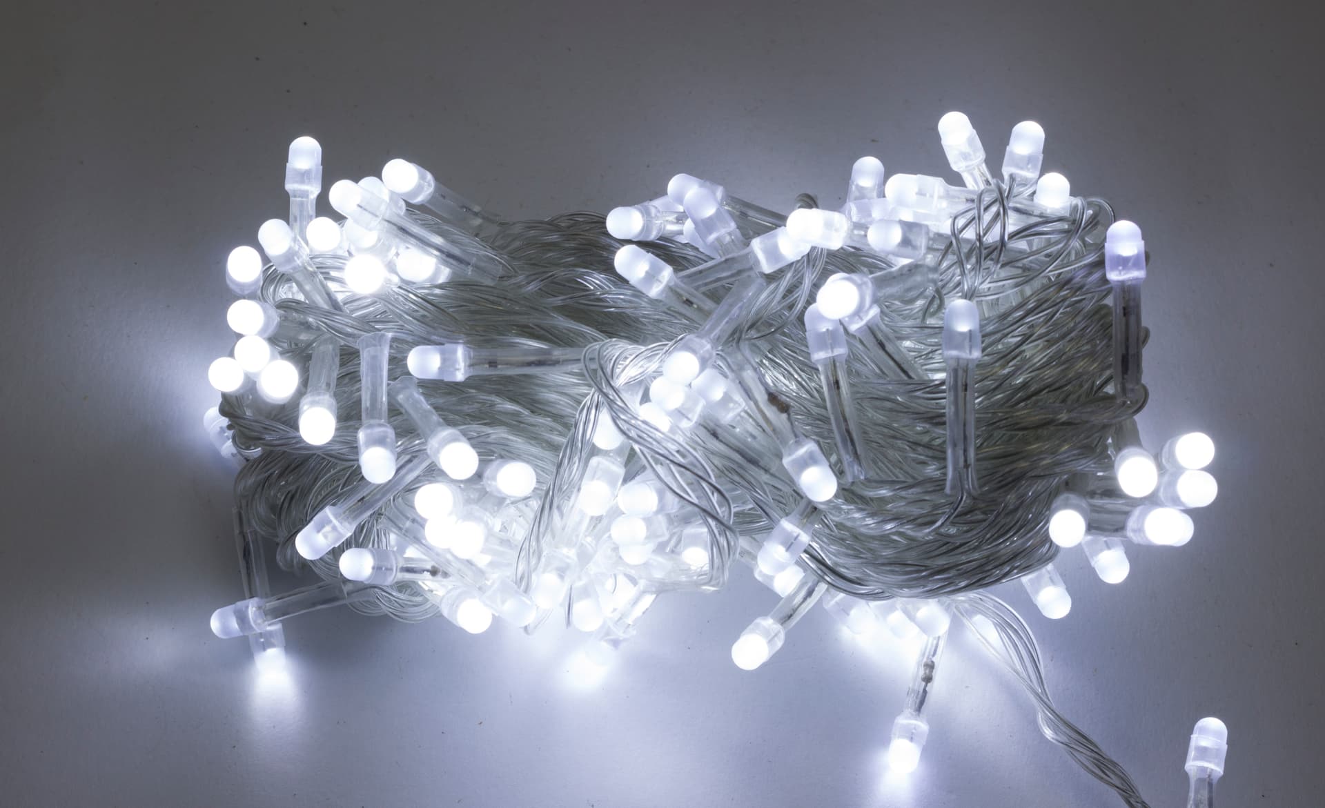 Гірлянда електрична String 200 LED неонова біла, прозорий провід L-13 м (100) 1120-03