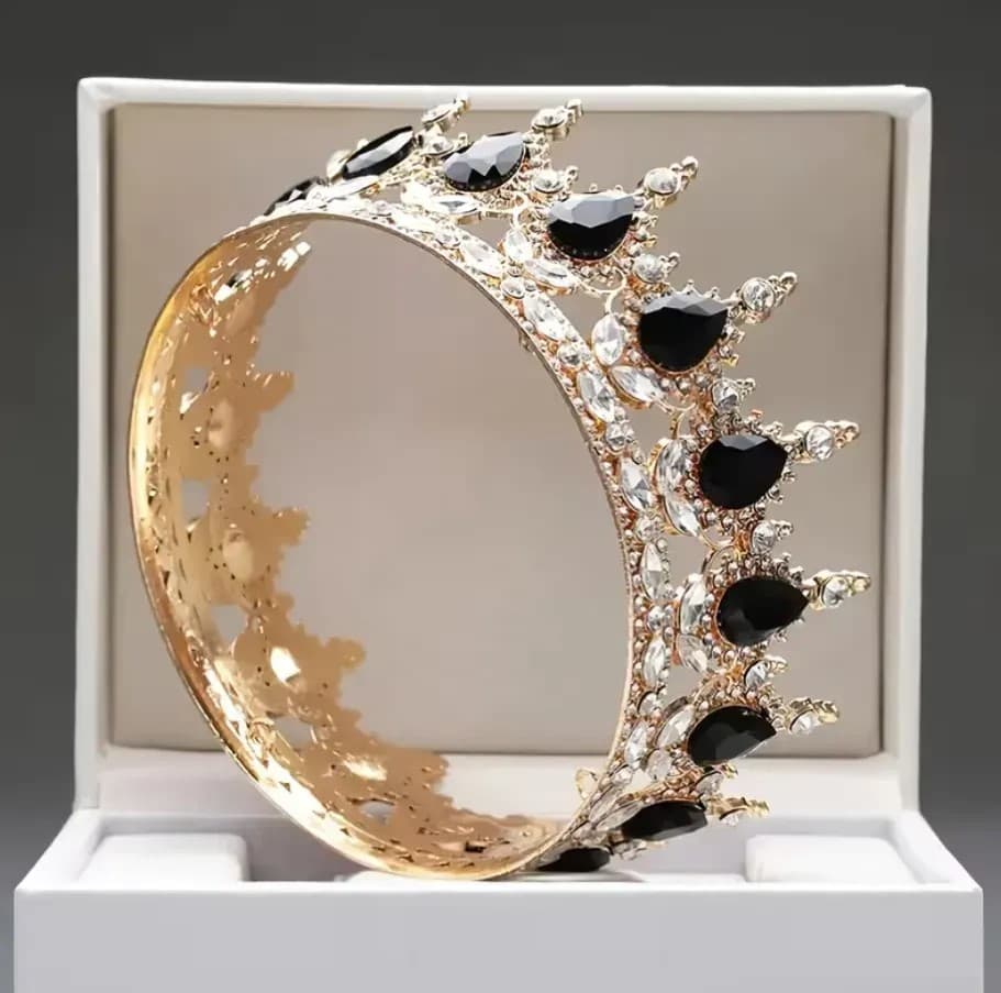 Корона метал. с пиками,золото с чёрными камнями 12,5х5,5см